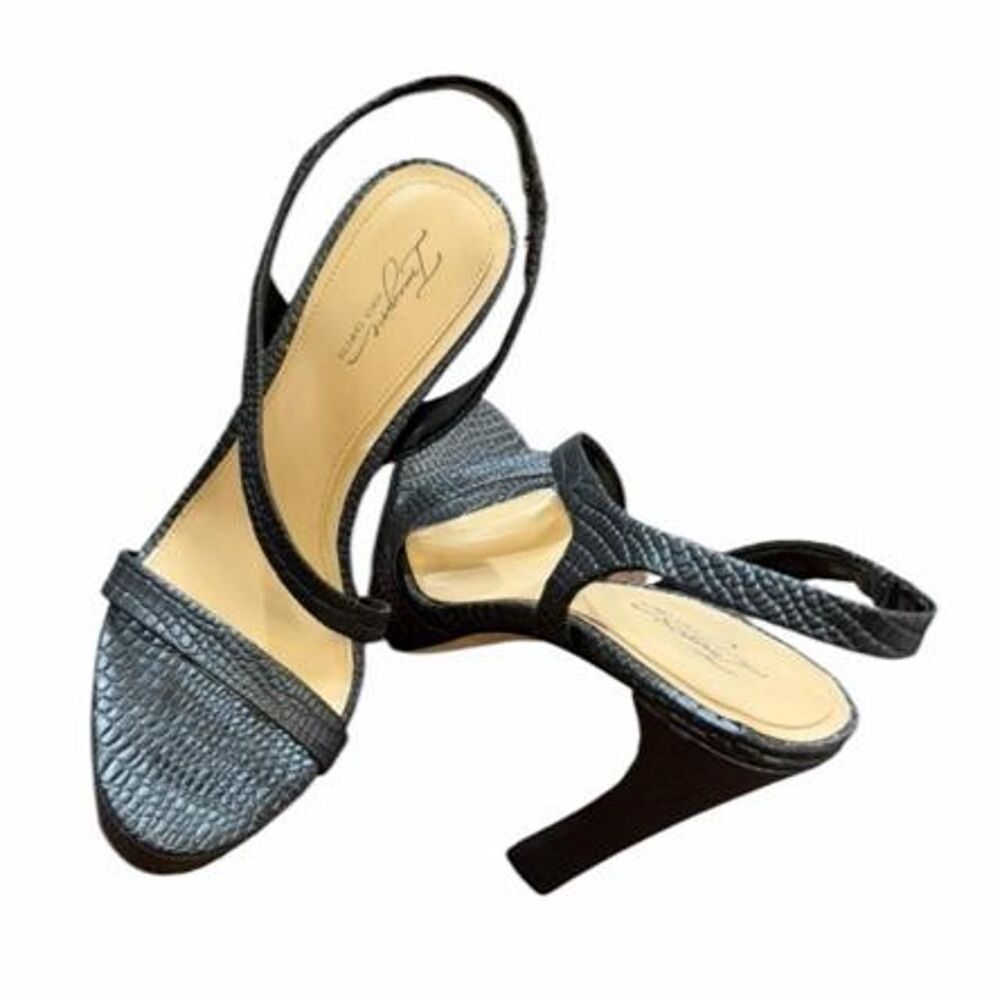 Imagine Vince Camuto Im-Piera Platform Heels - Picture 2 of 5